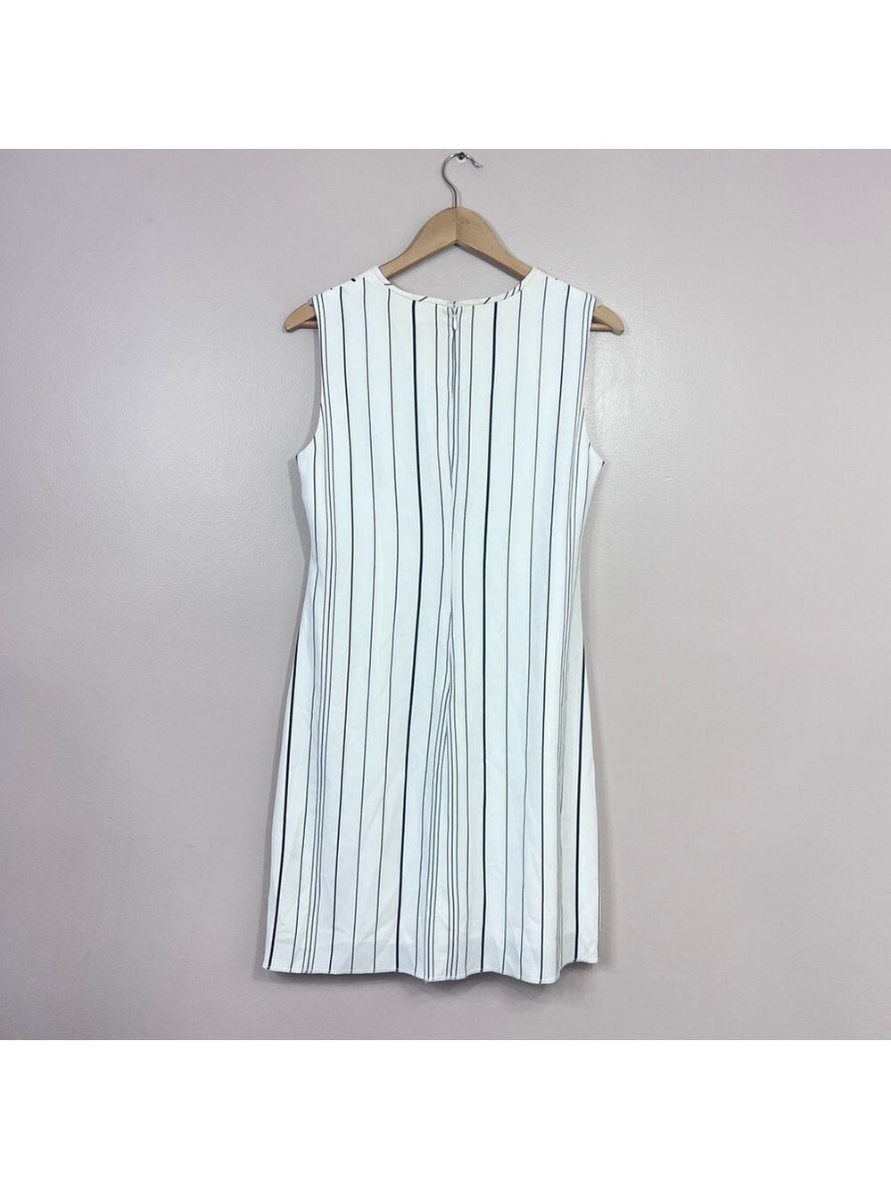 Calvin Klein Crew Neck Sleeveless Women's Shift Dress White Stripes Size 8 - Picture 4 of 12